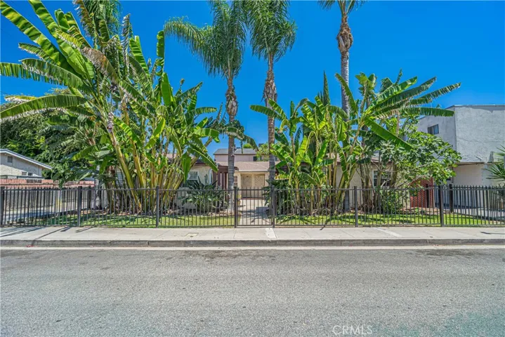210 W Spazier, Burbank, California 91502