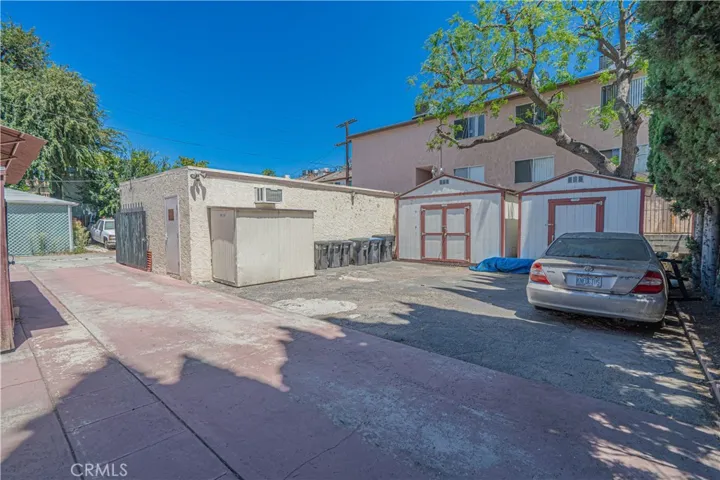 210 W Spazier, Burbank, California 91502