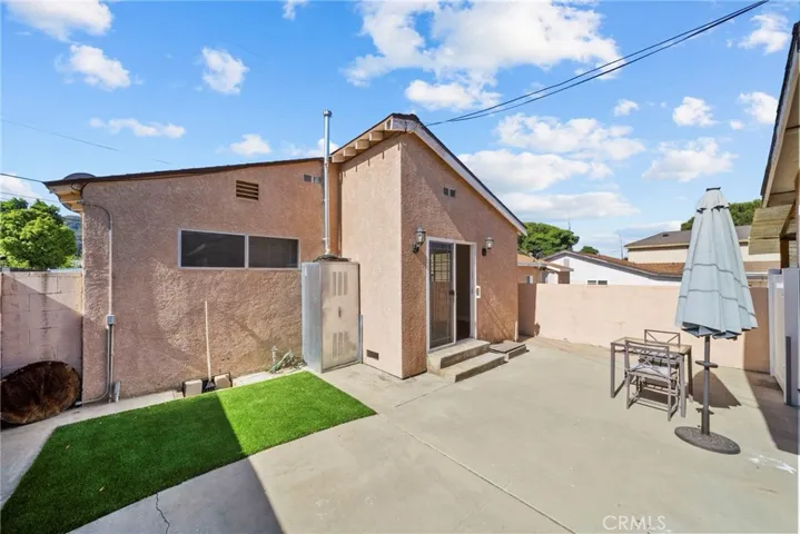 7707 Apperson Street, Tujunga, California 91042