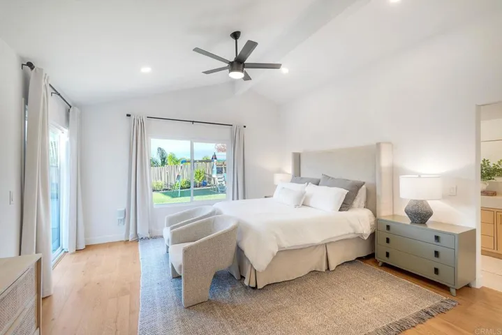 11818 Avenida Sivrita, San Diego, California 92128