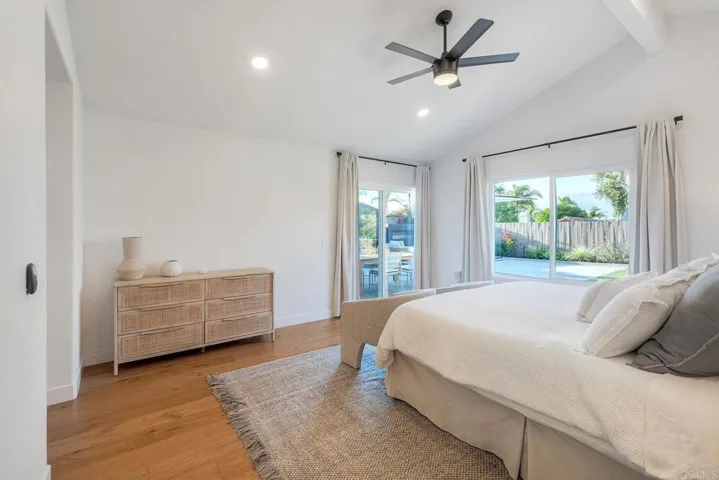 11818 Avenida Sivrita, San Diego, California 92128