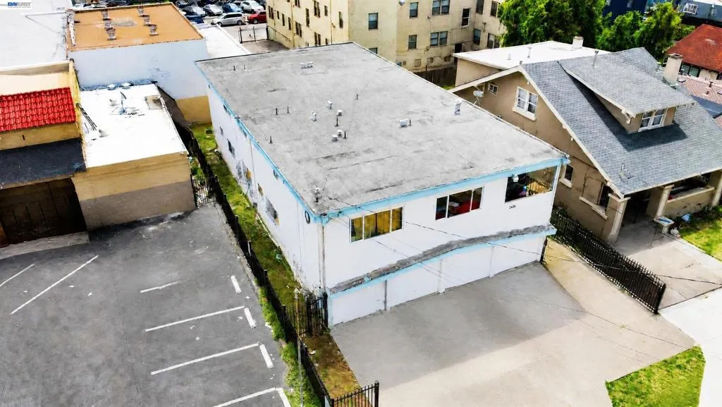2426 57th Ave