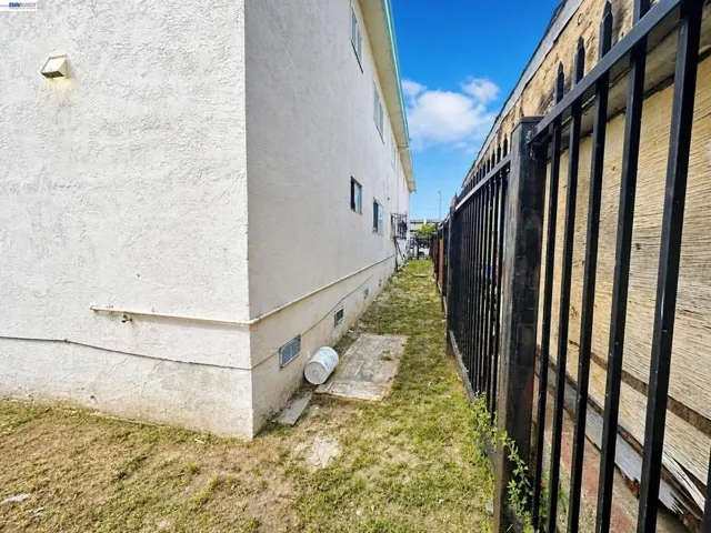 2426 57th Ave, Oakland, California 94605