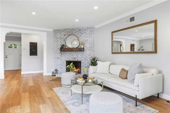 8407 Broadacre Drive, Sun Valley, California 91352