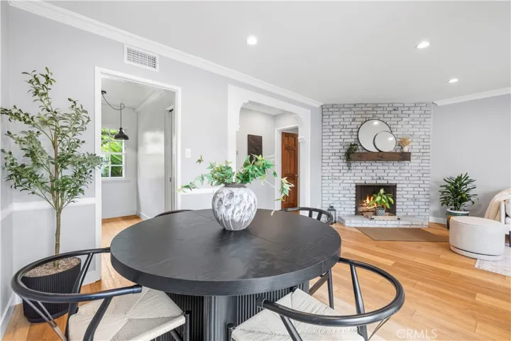 8407 Broadacre Drive, Sun Valley, California 91352