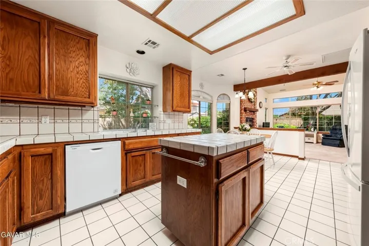 3803 W Avenue J15, Lancaster, California 93536