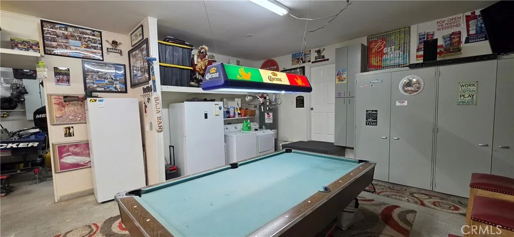 Garage 1 has direct access to the house, and indoor laundry area