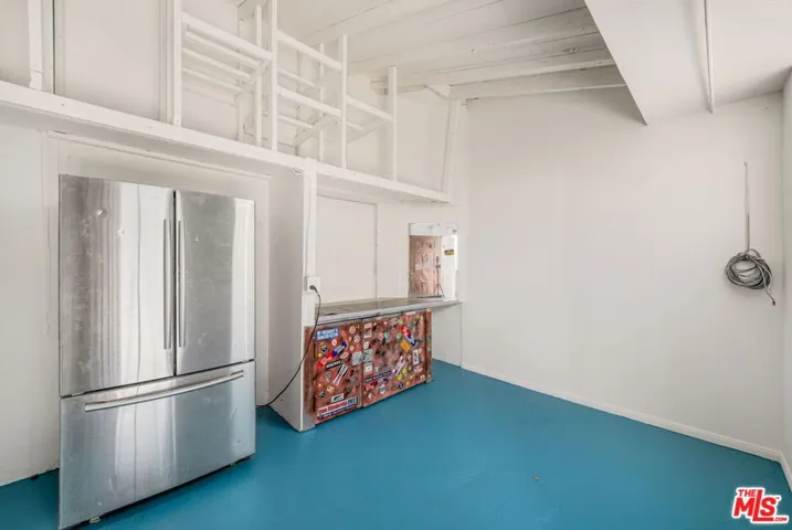 6041 Cleon Avenue, North Hollywood, California 91606