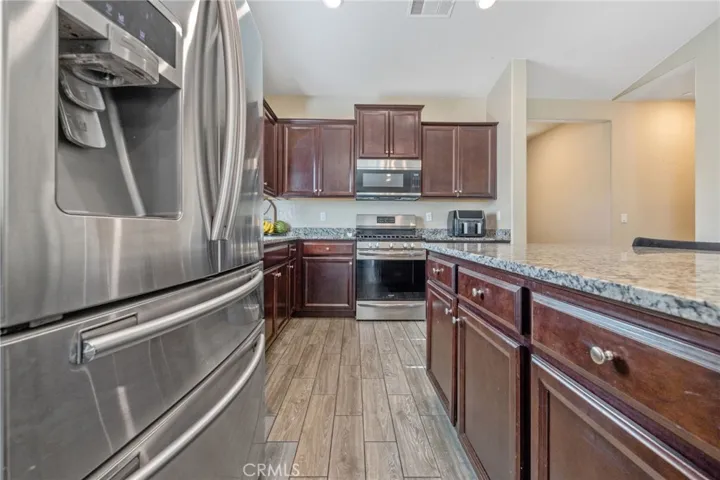757 Strada Street, Lemoore, California 93245