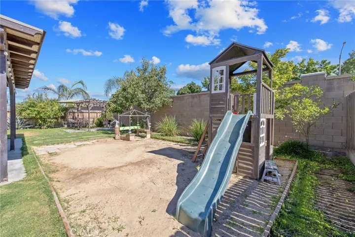 757 Strada Street, Lemoore, California 93245