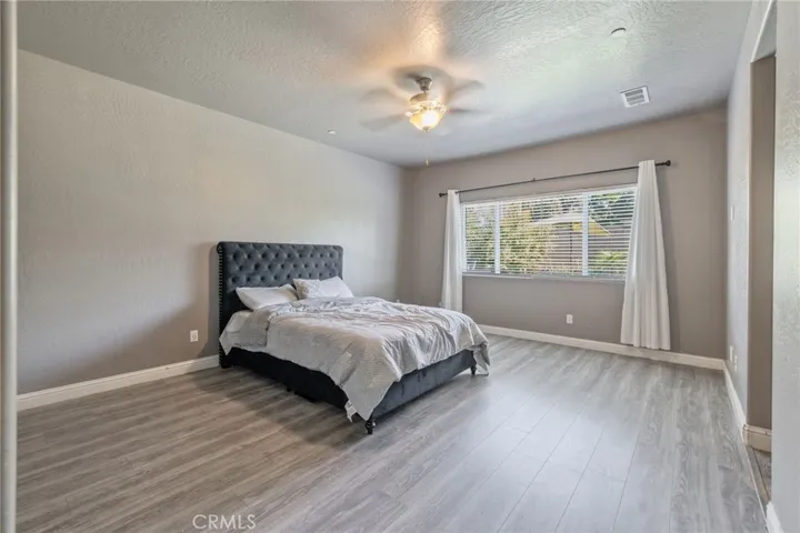 757 Strada Street, Lemoore, California 93245