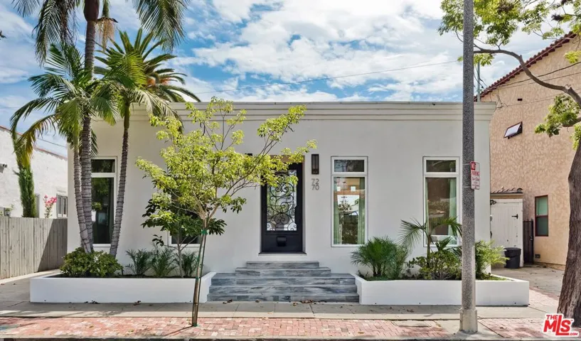 7270 Waring Avenue, Los Angeles, California 90046