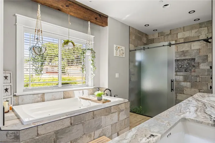 5402 Hickory Way, Paradise, California 95969