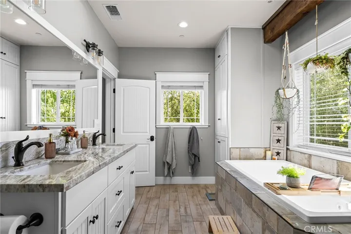 5402 Hickory Way, Paradise, California 95969