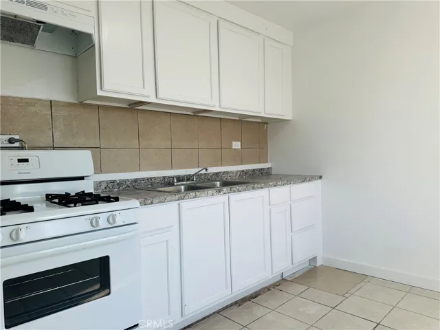 35007 Cedar, Barstow, California 92311