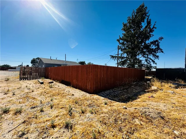 35007 Cedar, Barstow, California 92311