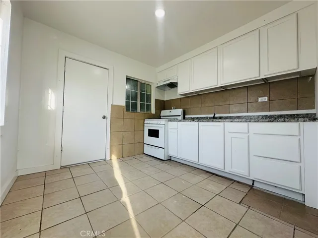 35007 Cedar, Barstow, California 92311