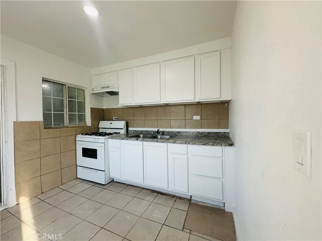 35007 Cedar, Barstow, California 92311