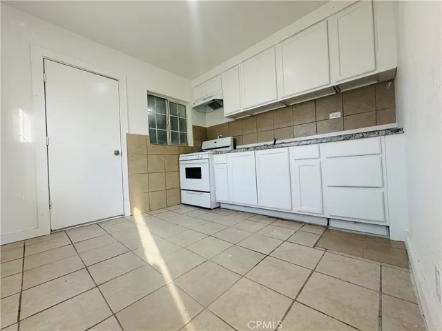 35007 Cedar, Barstow, California 92311