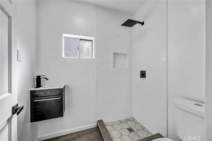 210 Amabel Street, Los Angeles, California 90065