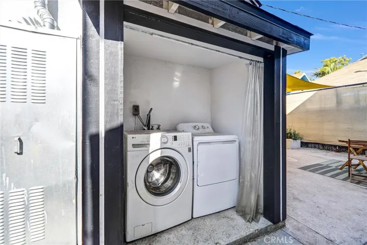 210 Amabel Street, Los Angeles, California 90065