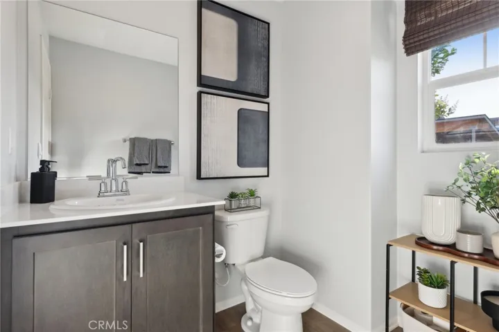 MODEL HOME