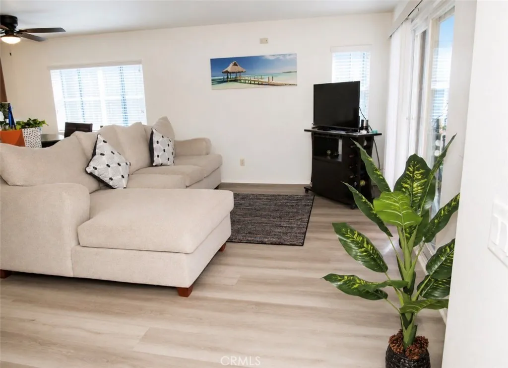25890 Iris Ave B, Moreno Valley, California 92551 — photo 4