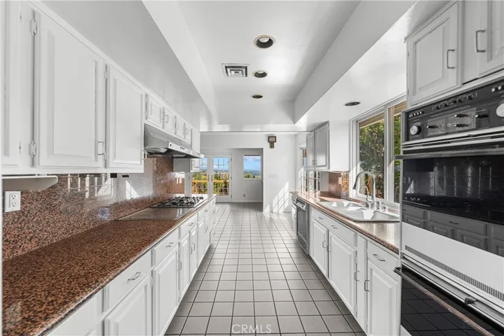 860 Ridgecrest, Monterey Park, California 91754