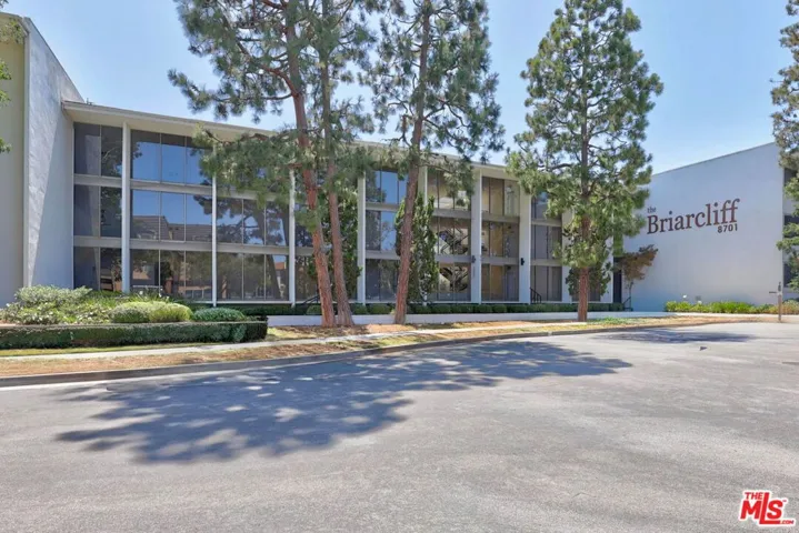 8701 Delgany Avenue 216, Playa Del Rey, California 90293