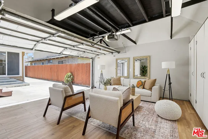 12495 Culver Boulevard, Los Angeles, California 90066