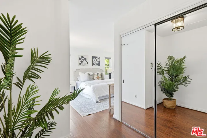 12495 Culver Boulevard, Los Angeles, California 90066