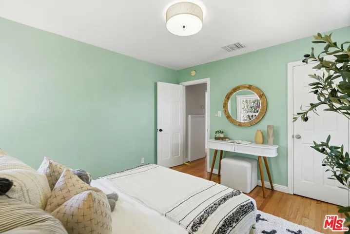 12495 Culver Boulevard, Los Angeles, California 90066