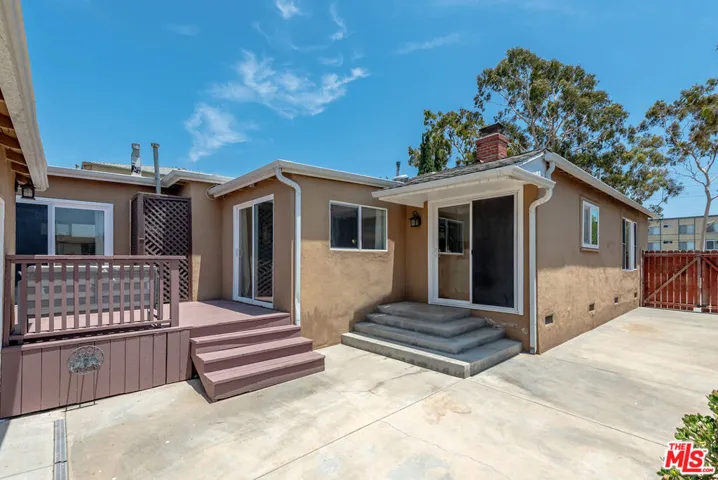 12495 Culver Boulevard, Los Angeles, California 90066