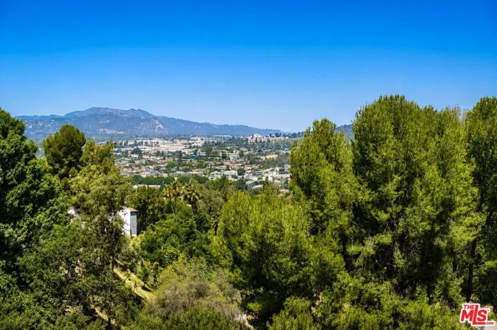 3543 Lavell Drive, Los Angeles, California 90065