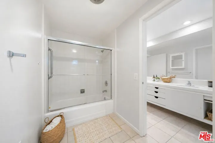 3543 Lavell Drive, Los Angeles, California 90065
