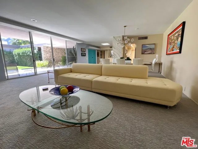 500 W Arenas Road 8, Palm Springs, California 92262