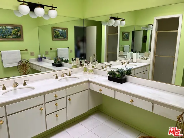 500 W Arenas Road 8, Palm Springs, California 92262