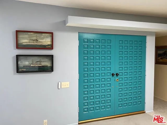 500 W Arenas Road 8, Palm Springs, California 92262