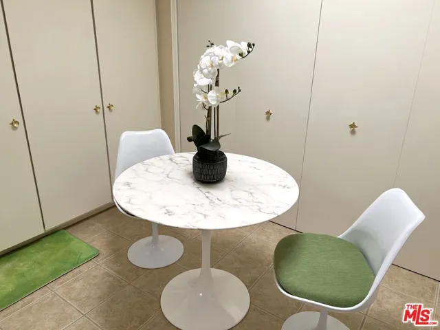 500 W Arenas Road 8, Palm Springs, California 92262