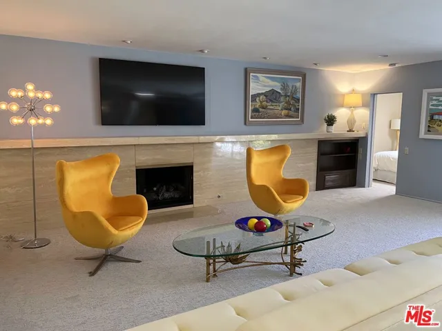 500 W Arenas Road 8, Palm Springs, California 92262
