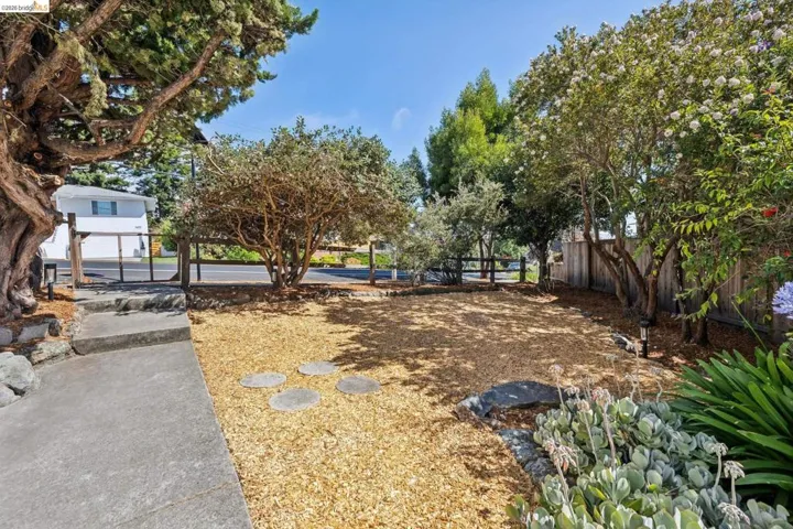 5439 Barrett Ave, El Cerrito, California 94530