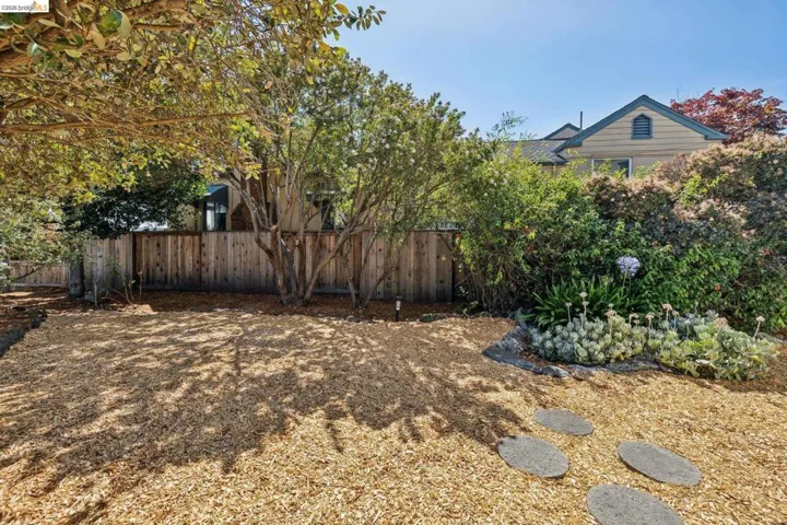 5439 Barrett Ave, El Cerrito, California 94530