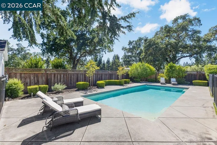 102 Belgian Dr, Danville, California 94526