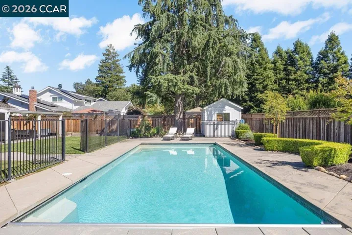 102 Belgian Dr, Danville, California 94526