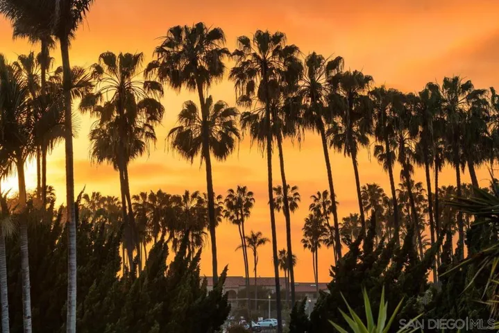 8001 Calle De La Plata, La Jolla, California 92037