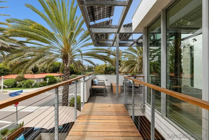 8001 Calle De La Plata, La Jolla, California 92037
