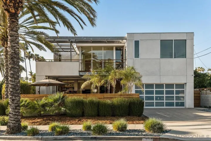 8001 Calle De La Plata, La Jolla, California 92037