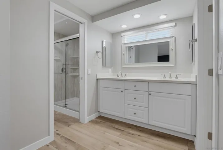 1121 La Mirada Ave, Escondido, California 92026