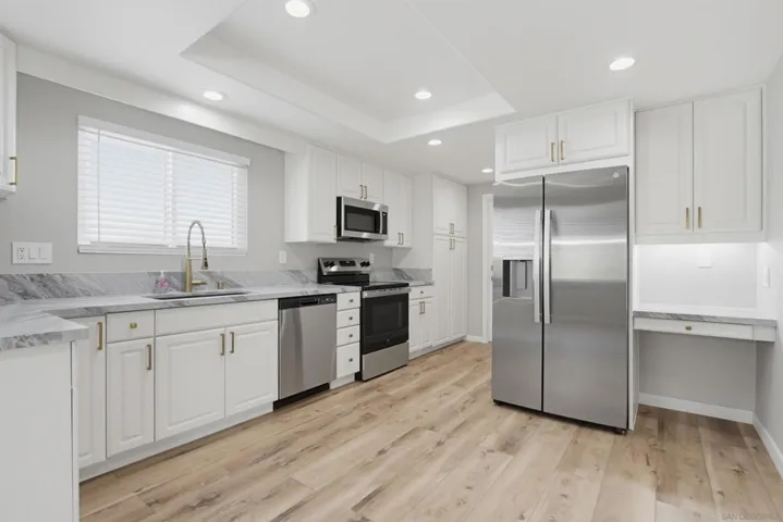 1121 La Mirada Ave, Escondido, California 92026