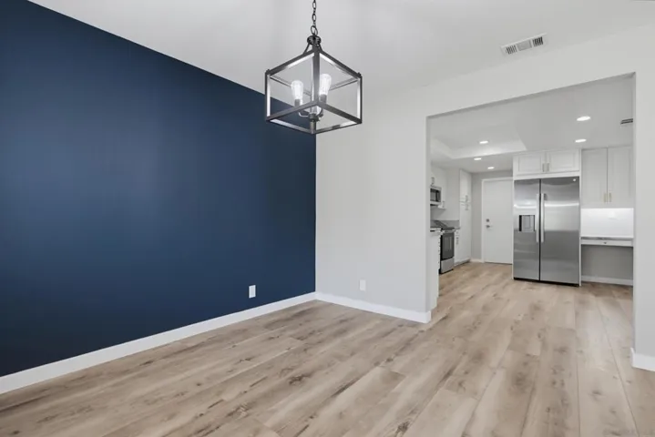 1121 La Mirada Ave, Escondido, California 92026